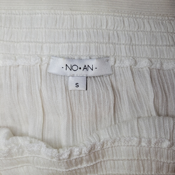 Off the Shoulder Boho Top; Size S - Picture 3 of 6